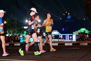 BIB: 430, 204, 405, 431
                            <button type="button" onclick="openModal(15077292)" class="btn btn-primary btn-sm float-right btn-popup" data-toggle="modal" data-target=".modal-high-quality">
                        <i class="fas fa-shopping-cart"></i> Add to Cart
                    </button>
                                            <button type="button" onclick="isThisMe(15077292, true)" class="btn btn-success btn-sm float-right btn-popup btn-isme hidden" data-toggle="tooltip" data-placement="bottom" title="นี่คือรูปของคุณใช่ไหม คลิกที่นี่เพื่อเอาเข้าอัลบั้ม">
                        <i class="fas fa-plus"></i> Add to album
                    </button>
                    <button type="button" onclick="isThisMe(15077292, false)" class="btn btn-warning btn-sm float-right btn-popup btn-isnotme hidden">
                        <i class="fas fa-ban"></i> Remove from album
                    </button>